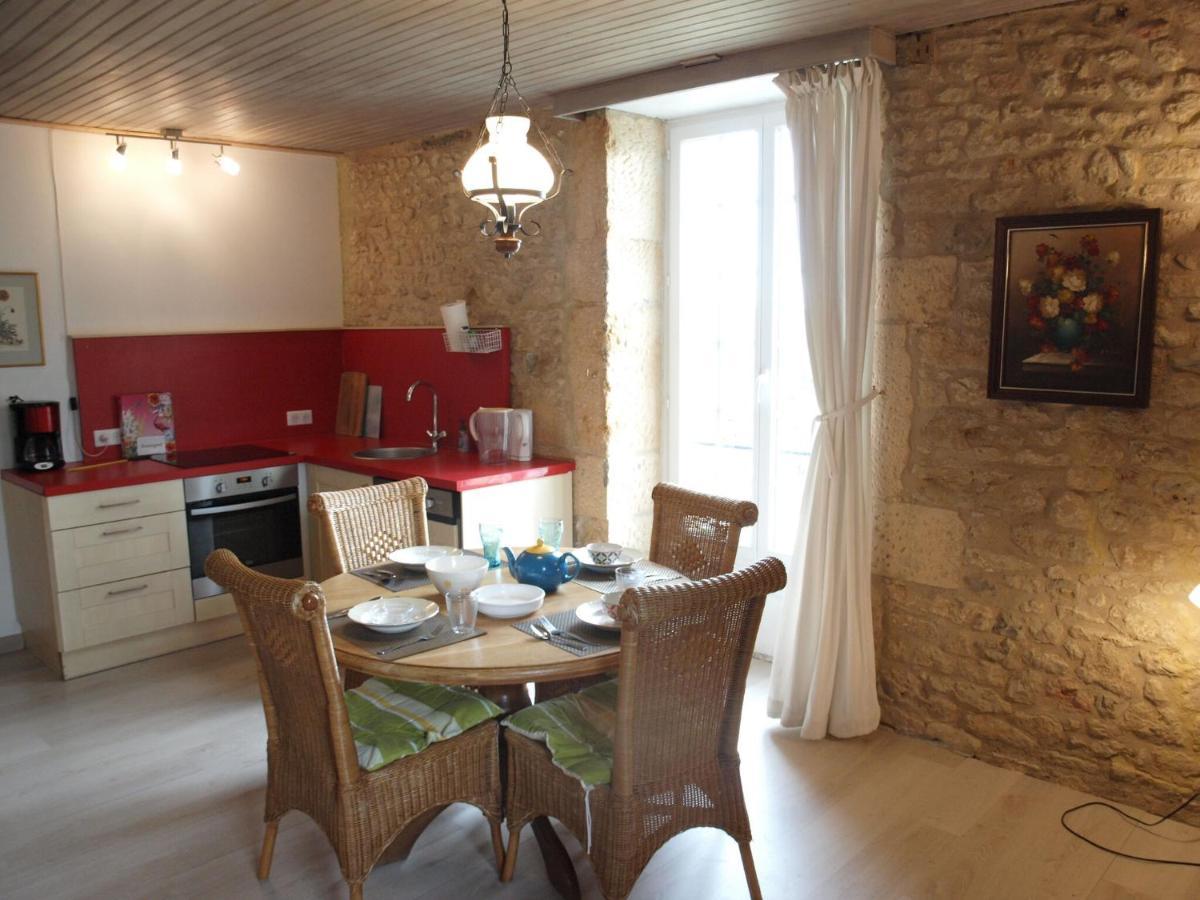 Cozy Cottage In Aquitaine With Private Swimming Pool Peyzac-le-Moustier Exterior foto